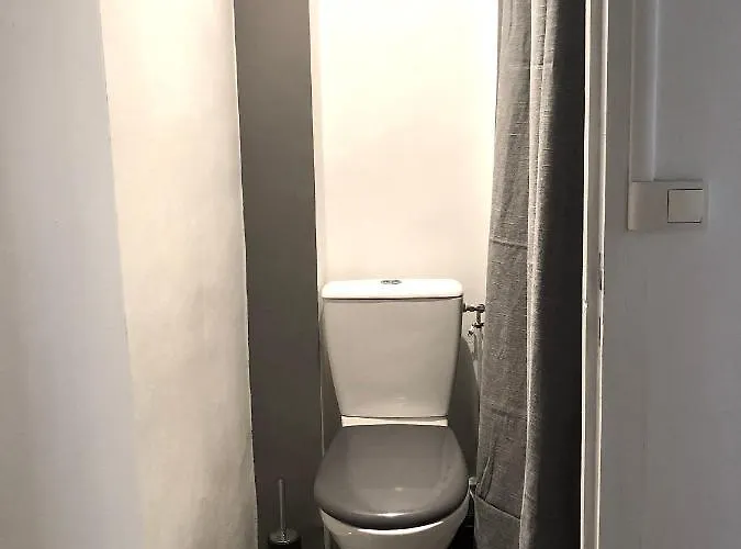 Apartment Le Baldaquin / Les Romantiques